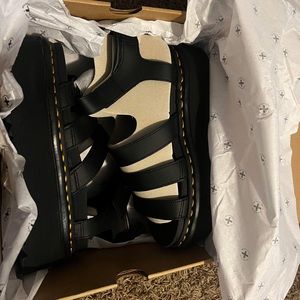 Blair Quad Dr Martens Leather